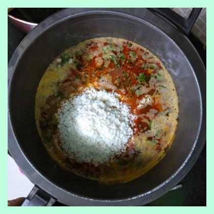 briyani-adding-rice